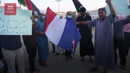 Umat Muslim Demo Anti Presiden Macron dan Serukan Boikot Produk Prancis