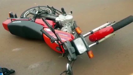 Mulher é socorrida após colisão na Av. Barão do Rio Branco