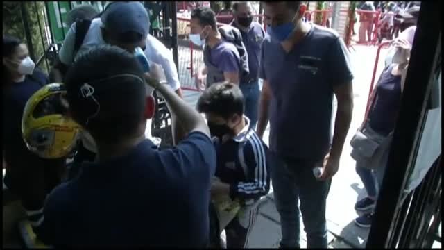 El santo de las causas perdidas congrega a multitud de fieles en México D.F. sin distancia social