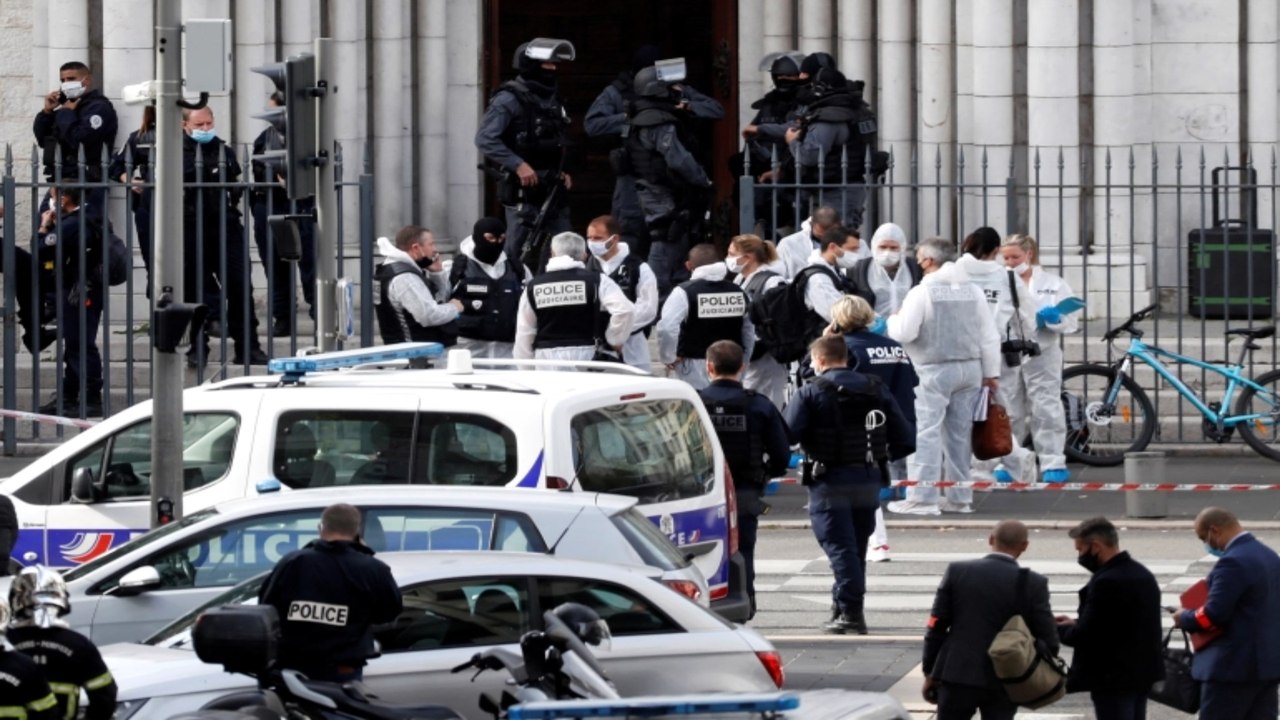 Three killed in knife attack in French city of...