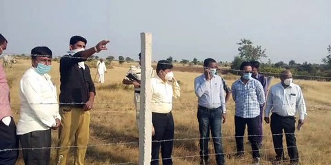 कलेक्टर ने ग्राम सूरजपुर में गौशाला का भ्रमण किया