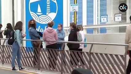 Un padre va a recoger a su hija de cuatro años al colegio y se lleva a otra niña por error