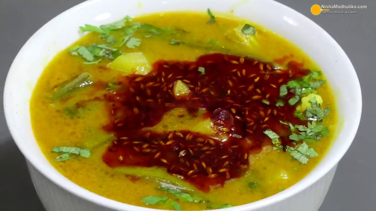 सब्जियों और बेसन की ग्रेवी से बनी खास सब्जी सिन्धी कढी   - Sindhi Kadhi Recipe