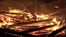 Kastamonu’da elektrik kontağından çıkan yangında 10 ev ve 1 cami yandı