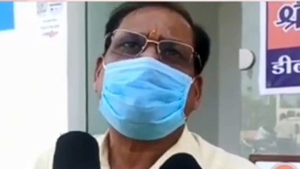 आरटीओ अधिकारी पहुंचे  पेट्रोल पंप पर और पीयूसी सेंटर के दिए आदेश
