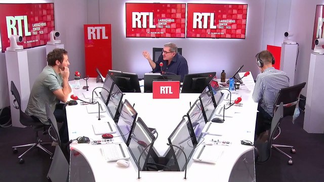 Vianney est l'invité en direct de Steven Bellery et d'Yves Calvi à l'occasion de la sortie ce vendredi de son 3e album N'attendons pas .