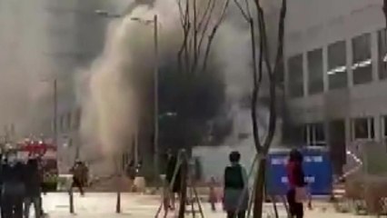 김포 신축공사장에서 불...작업자 90여 명 대피 / YTN