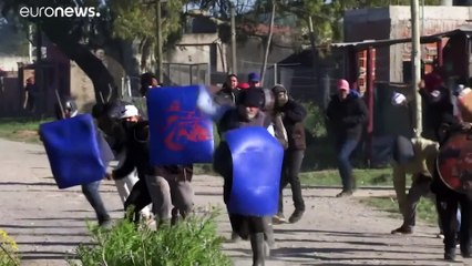 Argentina: la Policía acaba por la fuerza con la ocupación de tierras en Guernica
