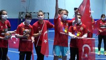 Kastamonu Belediyespor Hentbol Takımı, özel bireylerle maç yaptı