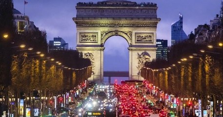 Fuites, embouteillages, manifestations... soirée mouvementée dans la capitale, avant le reconfinement