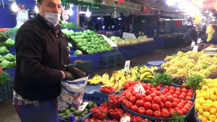 3 erik 40, kilosu 800 liraya satılıyor