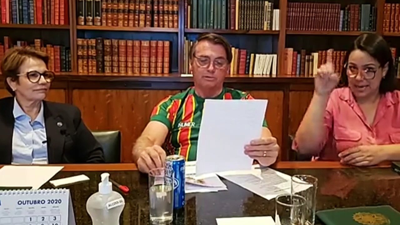 Bolsonaro lamenta ataque em Nice