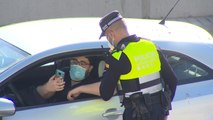 Controles policiales en Barcelona para evitar desplazamientos