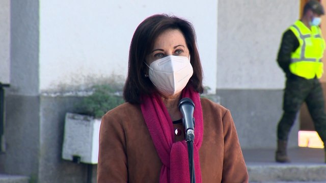 Robles recomienda a Ayuso que cuente con más rastreadores militares