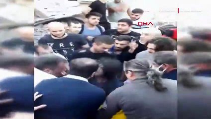 Enkaz altında kalan 3 kişi böyle kurtarıldı