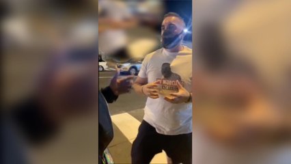 Entrevista en EXCLUSIVA de Javier NEGRE y UN MURCIANO ENCABRONAO a un INMIGRANTE PIJO IRREGULAR