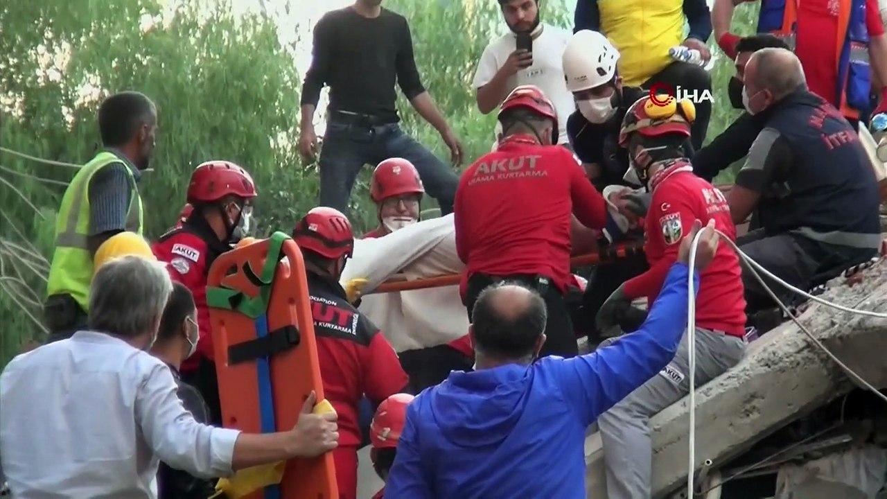Nach Erdbeben werden in und um Izmir mehr Opfer befürchtet