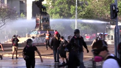 Incidentes en el centro de Santiago de Chile tras aprobación de cambio de Constitución
