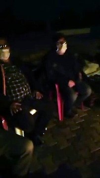 Soma Kırkağaç Çamlığında direnen maden işçileri İzmir halkına geçmiş olsun dileklerini iletiyor