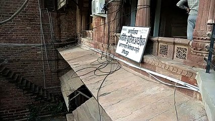एफआइआर दर्ज होने के चार दिन बाद कांस्टेबल ने ली थी नई सिम