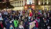 Más de 100.000 personas protestan contra la restricción de la ley del aborto en Polonia