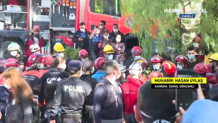 Doğanlar Apartmanı'nda enkazdan 4 kişi sağ olarak çıkarıldı