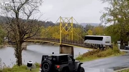 Ce pont se courbe au passage du Bus ! Inquiétant