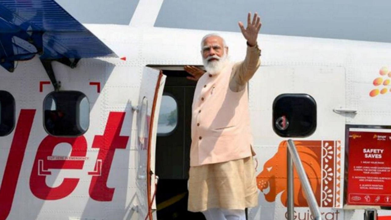First seaplane service in India, PM Modi inaugr...
