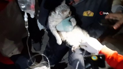 Emrah Apartmanı’ndan 32 saat sonra çıkan ilk canlı