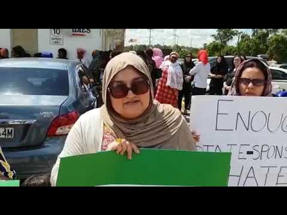 Brave Pakistani Women in Australia Staged a Demonstration to Show Solidarity with Pak Army