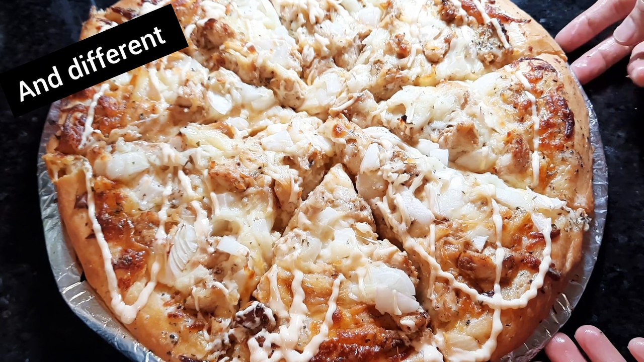 White creamy pizza. Very easy and different pizza with creamy sauce