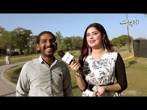 وہ کیا ہے جس کے نہ پائوں ہے اور نہ زبان، لیکن وہ چلتا بھی ہے اور بولتا بھی ہے؟