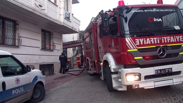 Esenyurt’ta mobilya atölyesinden yükselen dumanlar paniğe neden oldu