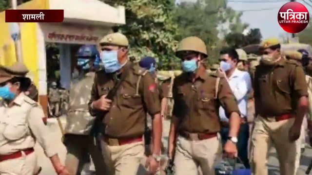 एसपी ने पुलिस फोर्स के साथ किया मॉक ड्रिल, नगर में निकाला फ्लैग मार्च