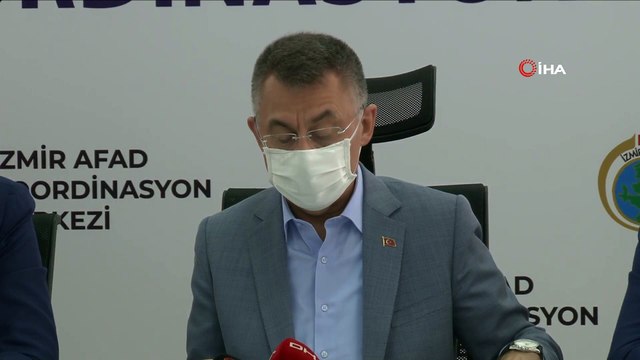 Cumhurbaşkanı yardımcısı Fuat Oktay, Afad Koordinasyon Merkezinde açıklamalarda bulundu