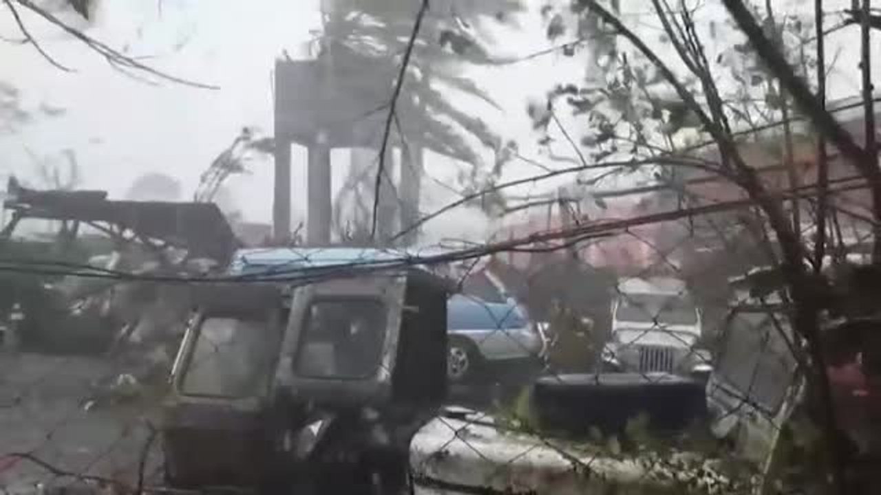 El super tifón Goni atraviesa Filipinas dejando 150.000 evacuados e importantes destrozos