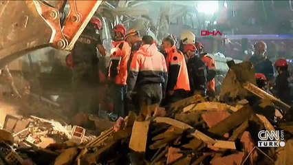 Depremde yıkılan iki binaya "çürük raporu" verilmiş | Video