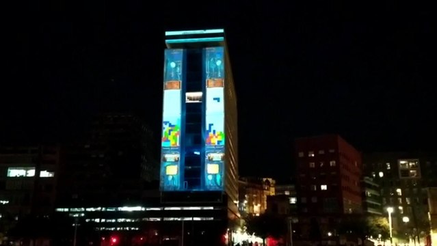 Espectáculo de luces en torno a la ría de Bilbao