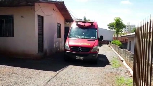 Idosa de 86 anos tem suspeita de fratura no fêmur após sofrer queda em banheiro