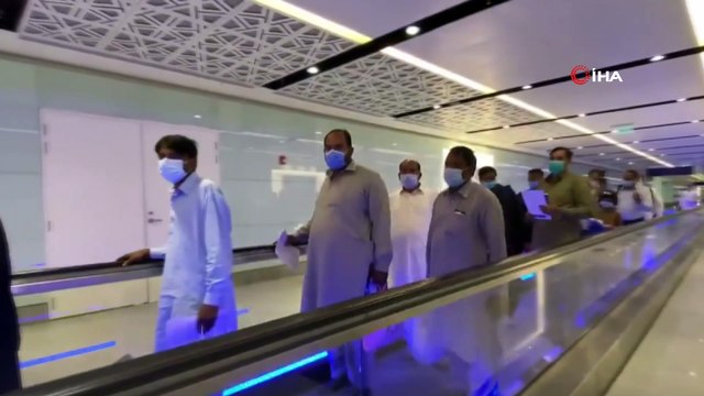 - Yurt dışından gelen ilk umre grubu Suudi Arabistan'a ulaştı