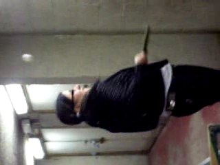 Moi en mode "Tennis de Table et Politesses" en étude xD