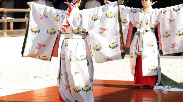 Tokyo shrine marks centennial celebration with traditional dance