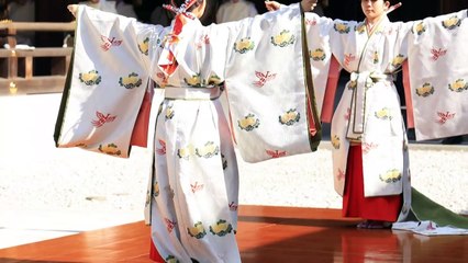 Tokyo shrine marks centennial celebration with traditional dance