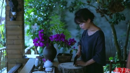 Slow-Boiled Autumn Pear Paste, Tasty, Cough Relief & Good for Lung炉火慢慢熬炼出的秋梨膏，止咳润肺滋味好 Liziqi channel