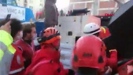 Bir mucize daha! Depremden tam 65 saat sonra kurtarıldı!