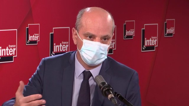 En période de crise sanitaire, on est sans arrêt en train de s'adapter à des éléments nouveaux (Jean-Michel Blanquer)
