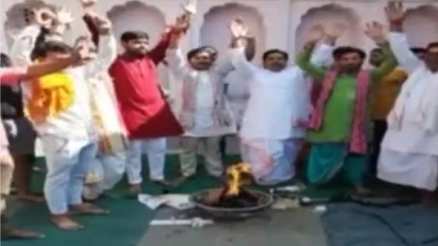 Namaz offered in temple, Havan performed for purification