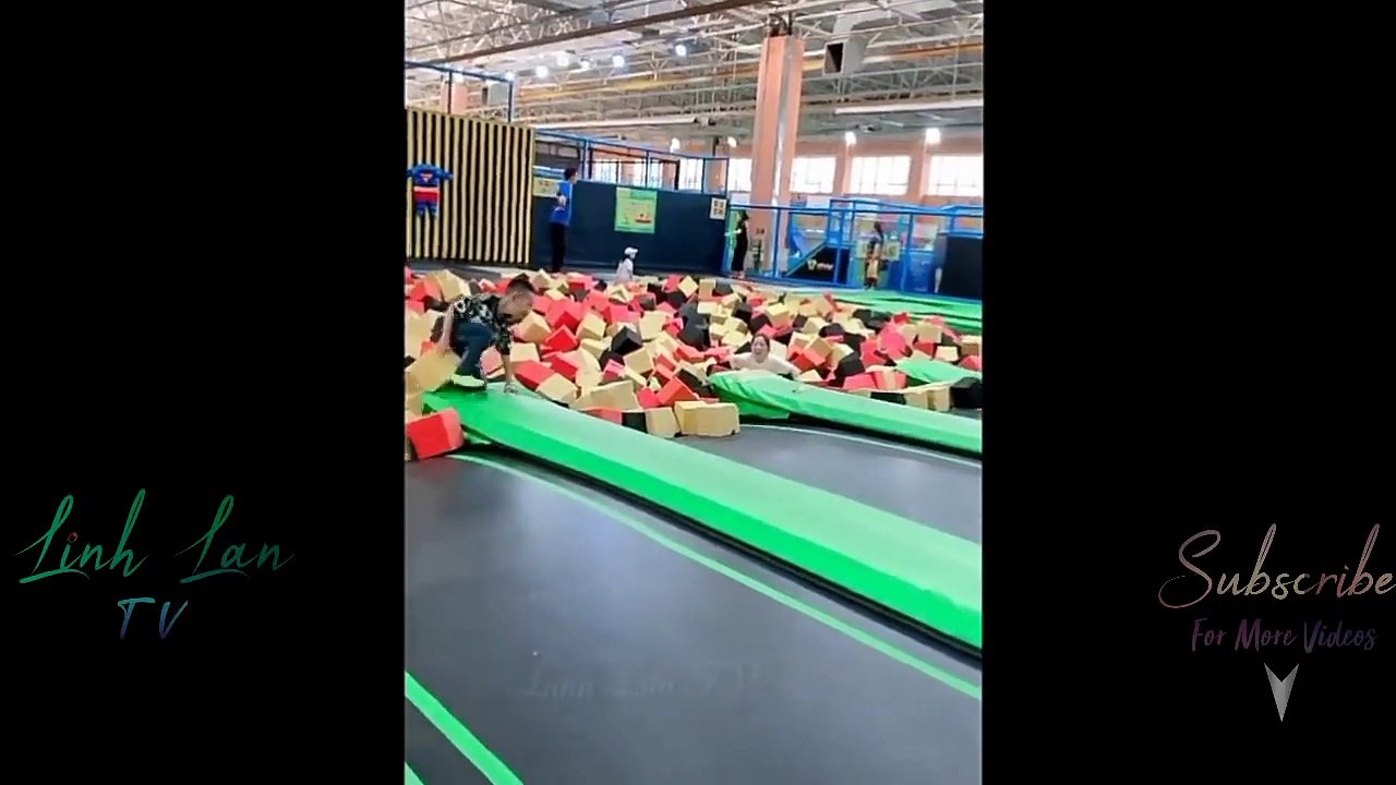 Cười Sảng Khoái Với Những Khoảnh Khắc Vui Nhộn Hài Hước Và Lầy Lội Nhất P3