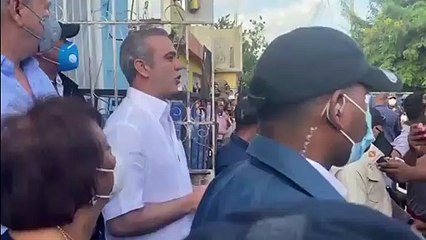 Abinader promete ayuda a familia de niña asesinada y exhorta a culpables entregarse