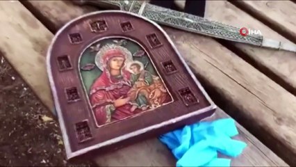 Tarihi eseri jandarma ekiplerine satarken suçüstü yakalandılar